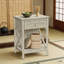 Table de bout transitionnelle avec tiroir et tablette pour un rangement polyvalent et une décoration élégante.