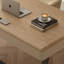 Bureau rectangulaire en bois manufacturé brun-1424688555