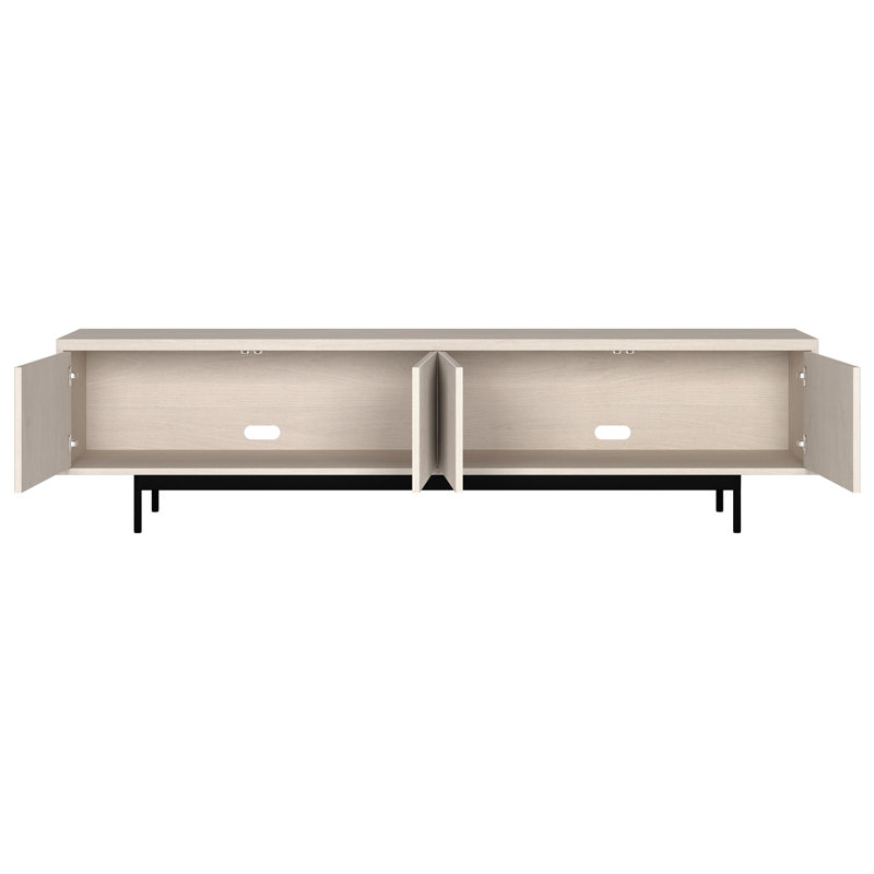 Meuble télé 75 po pour téléviseur de 85 po ou moins avec portes cannelées, rangement et gestion des câbles - Console média Mid-Century moderne en noyer satiné pour le salon | Whitman