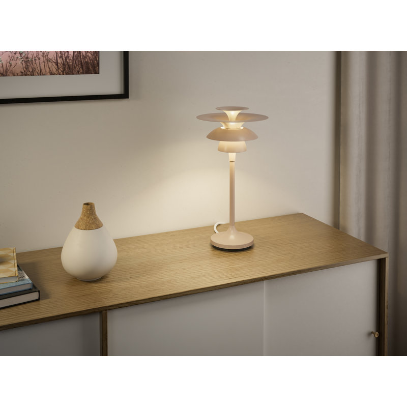 Picasso Metal Novelty Lamp, Nougat