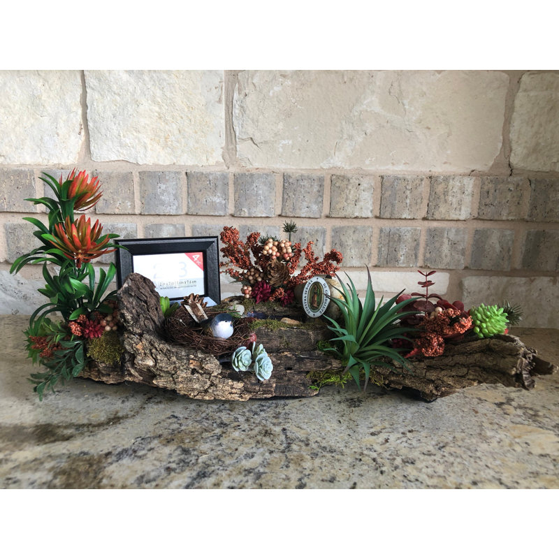 Dame de Guadalupe sur bois flottant