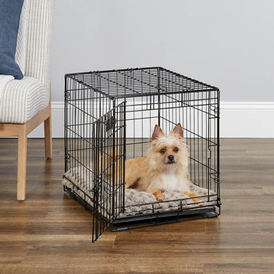Cage pour chien nouvellement améliorée à une porte, comprenant un plateau étanche, des pieds de protection du plancher, un panneau de séparation et de nouvelles caractéristiques brevetées