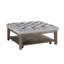 Table basse avec repose-pieds Bori, capitonnage à boutons gris 39 po, bois brun