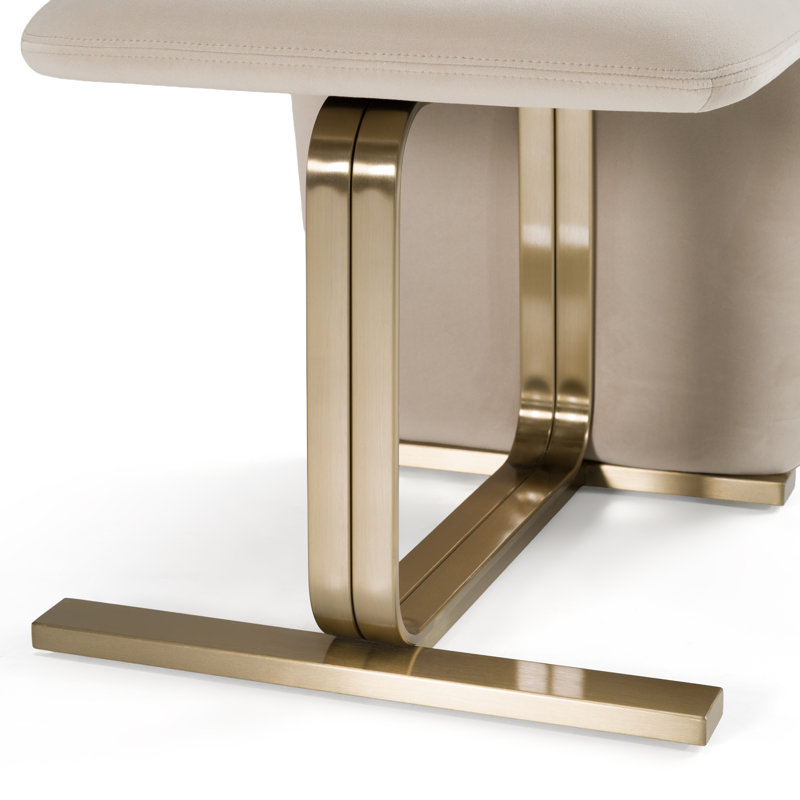 Chaise rembourrée Presa, Gris clair clair / laiton brossé