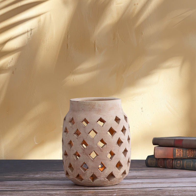Vase en terre cuite de diamètre 5 po x H 7 po