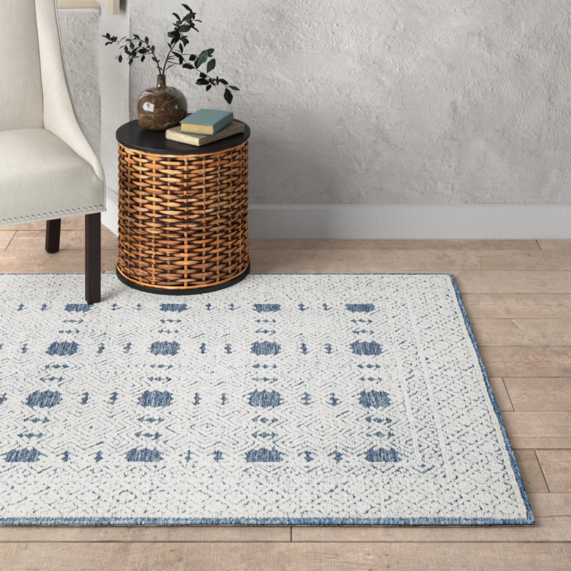 Matthew Wool Ikat Indoor Rug, Rectangle 5' x 7'6"