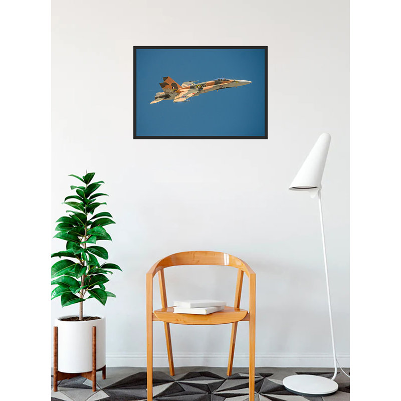 Avion CF-18 en vol, impression sur papier, H 18 po x l 24 po x P 0,5 po