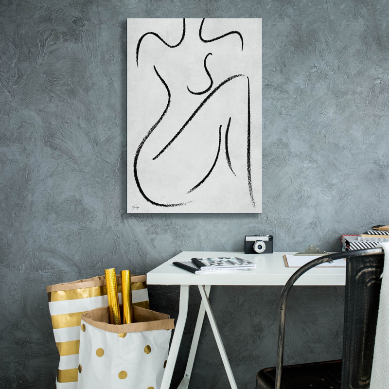 «Sitting Woman» par Yass Naffas Designs, estampe numérique sur toile, H 26 po x l 18 po x P 0,75 po