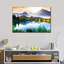 Montagne et lac au lever du soleil sur toile-569036852