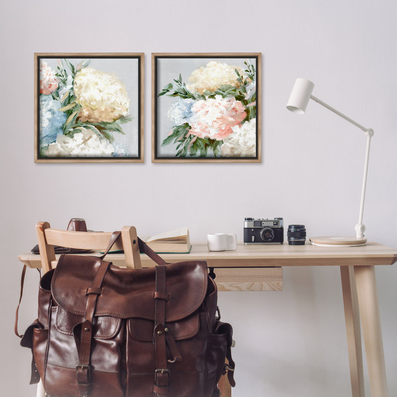  Ensemble de 2 toiles flottantes encadrées Pastel Blooming Hydrangeas par Alex Black, Cadre flottant orme Montalcino