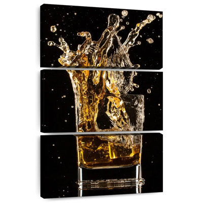 Yarlin Splashing Iced Whiskey