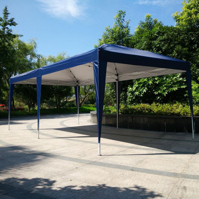 19,5 pi L 10 pi. D Auvent escamotable en métal