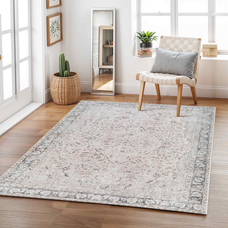 Theia Oriental Area Rug, Rectangle 160 x 220cm