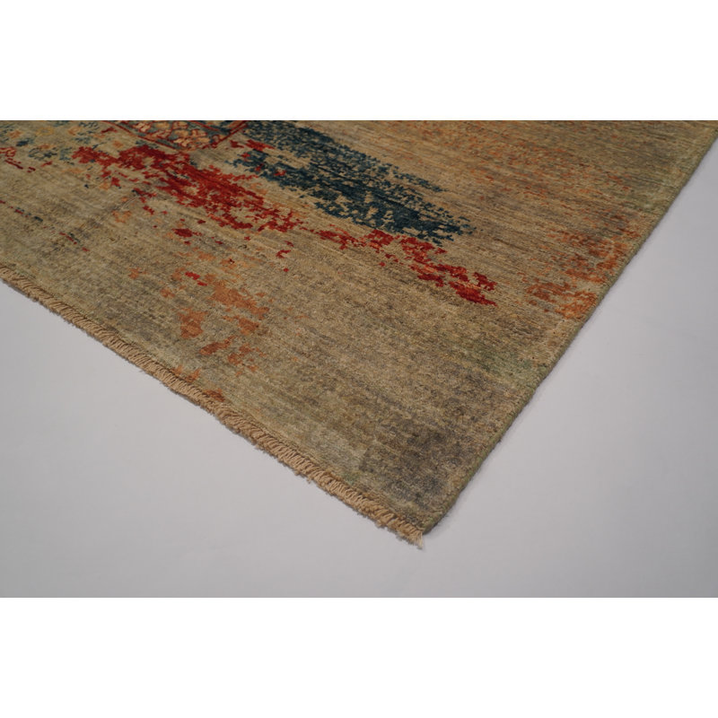Hand-Knotted High-Quality Beige Area Rug