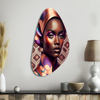 Art mural assymétrique en métal «Avant-Garde Elegant African Woman»