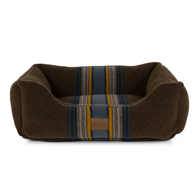 Striped Polyester Pet Bed