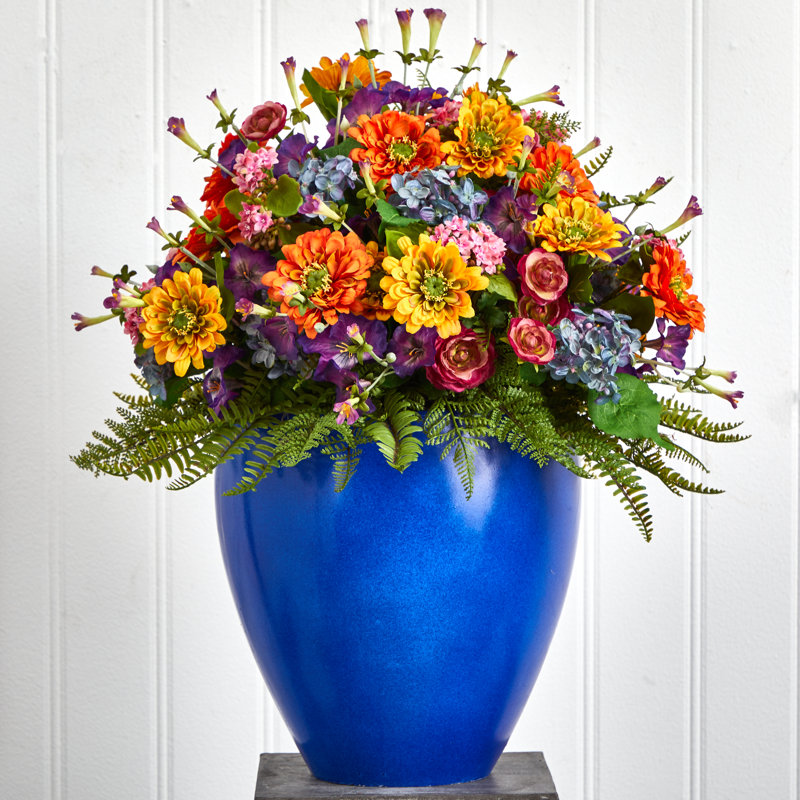 Arrangement floral mélangé géant en vase