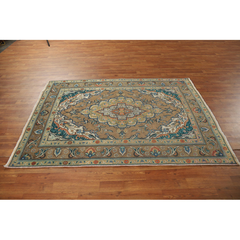 Tapis traditionnel brun 5 x 6
