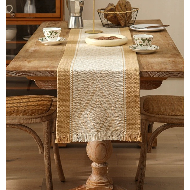 Chemin de table en mélange de coton Emerald, L 14 po x L 72 po, Moutarde
