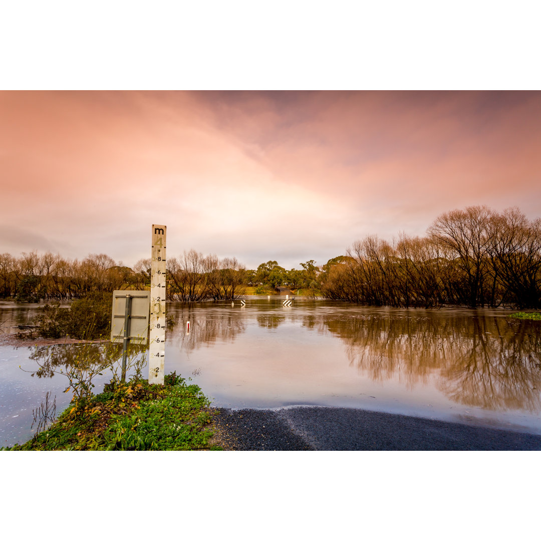 Wollondilly River Flood von Lovleah - Kunstdrucke auf Leinwand