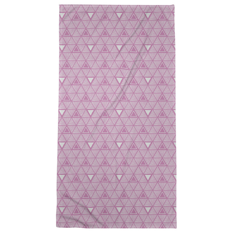 Serviette de plage classique à motif de triangles dessinés à la main, Rose foncé / blanc