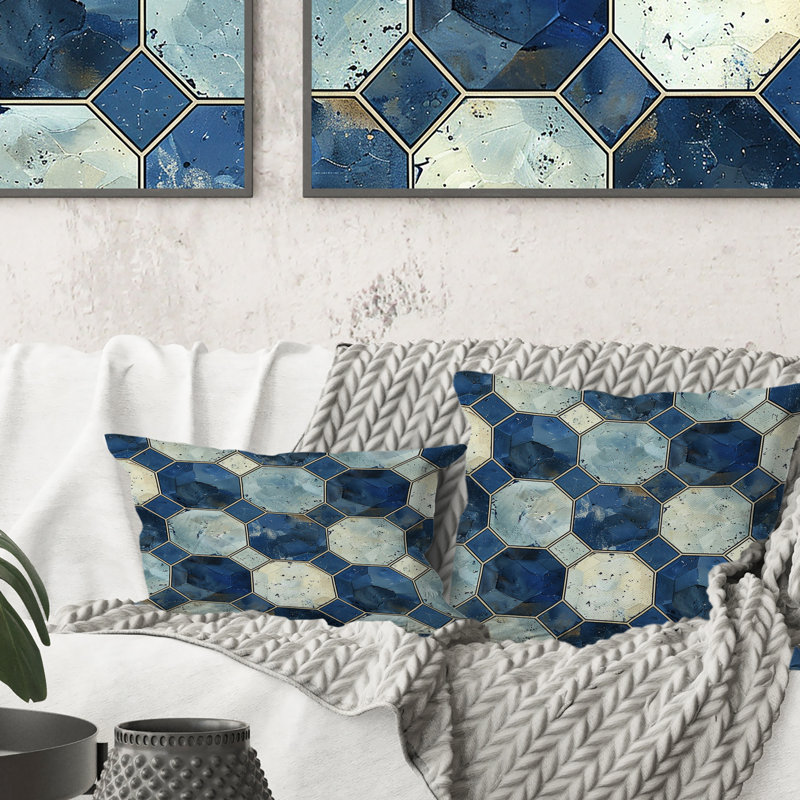 Coussin lombaire Mid-Century à imprimé hexagonal bleu et beige