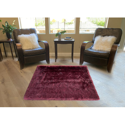 Mar Vista Faux Sheepskin Indoor Rug