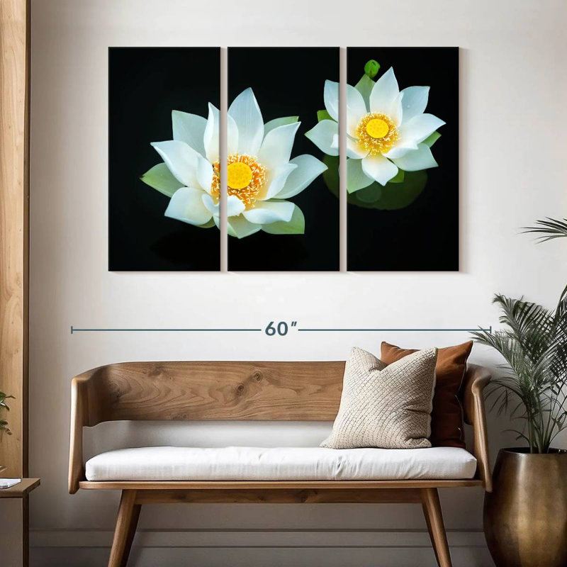 Harnek Lotuses sur fond noir, H 32 po x l 50 po