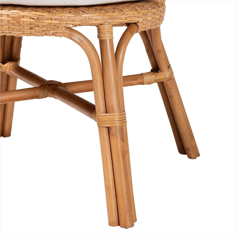 Chaise d'appoint bohémienne en rotin miel avec coussin rembourré et base entrecroisée pour salle à manger