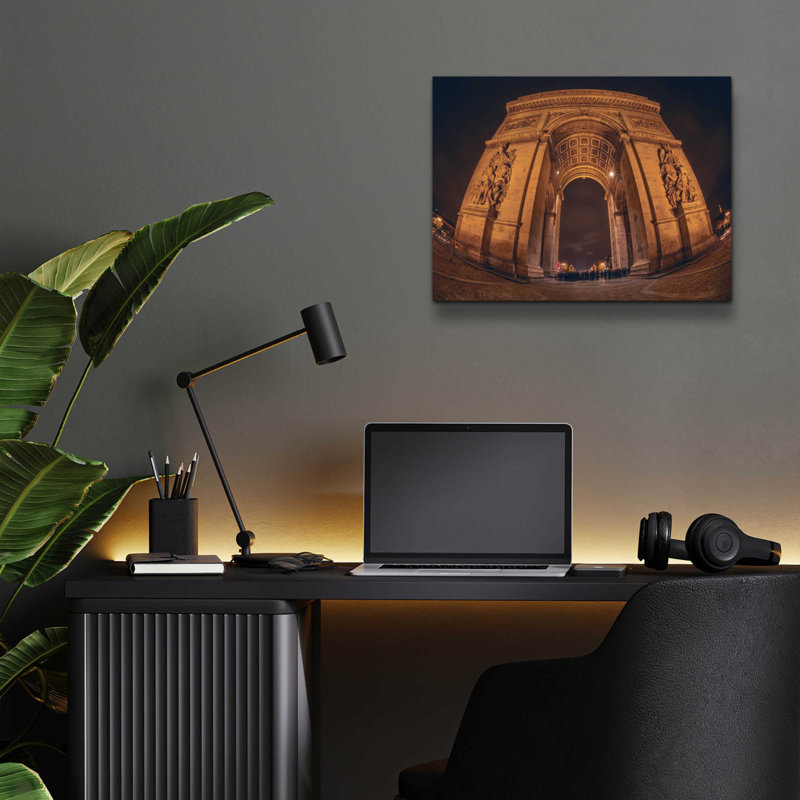 «Arc» par Sebastien Lory, H 12 po x l 16 po x P 0,13 po