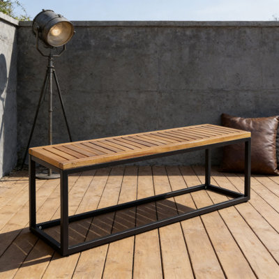 BANC EN MÉTAL