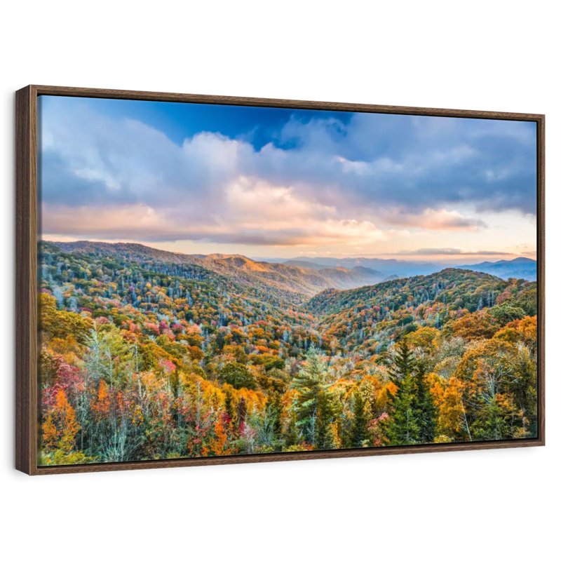 Smoky Mountains at Fall, 46 po x 31 po, Cadre flottant noyer