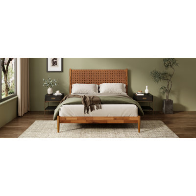 Lit plateforme king size en bois d'acacia massif avec tête de lit en cuir végétalien tissé à la main, style moderne du milieu du siècle, sans sommier, couleur caramel