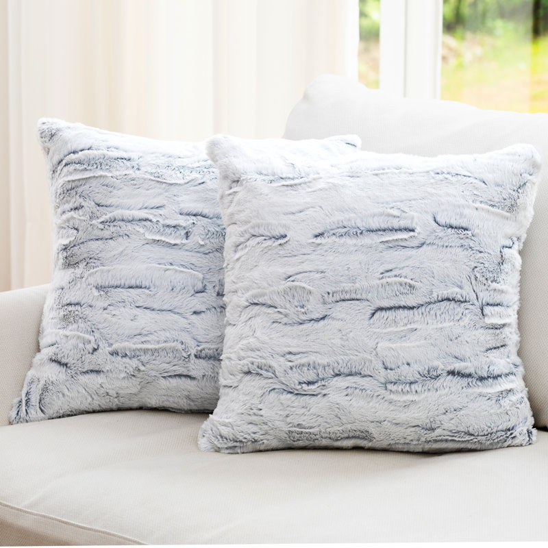 Housse et insert de coussin carré en fausse fourrure
