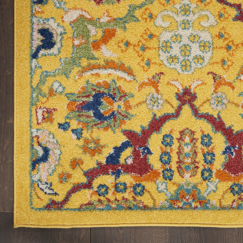 Tapis jaune à motif floral Weirton, Rectangle 5 pi 3 po x 7 pi 3 po