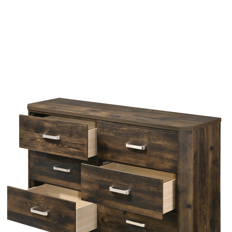 Commode rustique à finition noyer (Commode