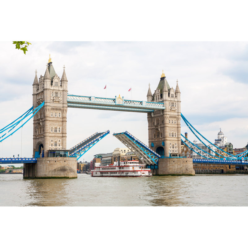 " Tower Bridge " by Arsty, 8" H x 12" W  