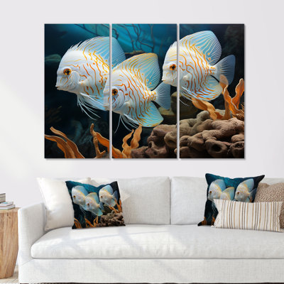 «White and Blue Butterfly Fish Wonderland», art mural poisson papillon