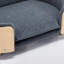 Lit pour chien surélevé de style scandinave avec pieds en bois massif et dossier en bois cintré, coussin en velours gris moyen-797052606