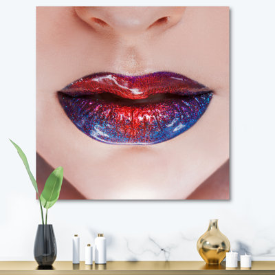 «Beautiful Women Lips with Bright Rouge à lèvres» - photographie sur toile