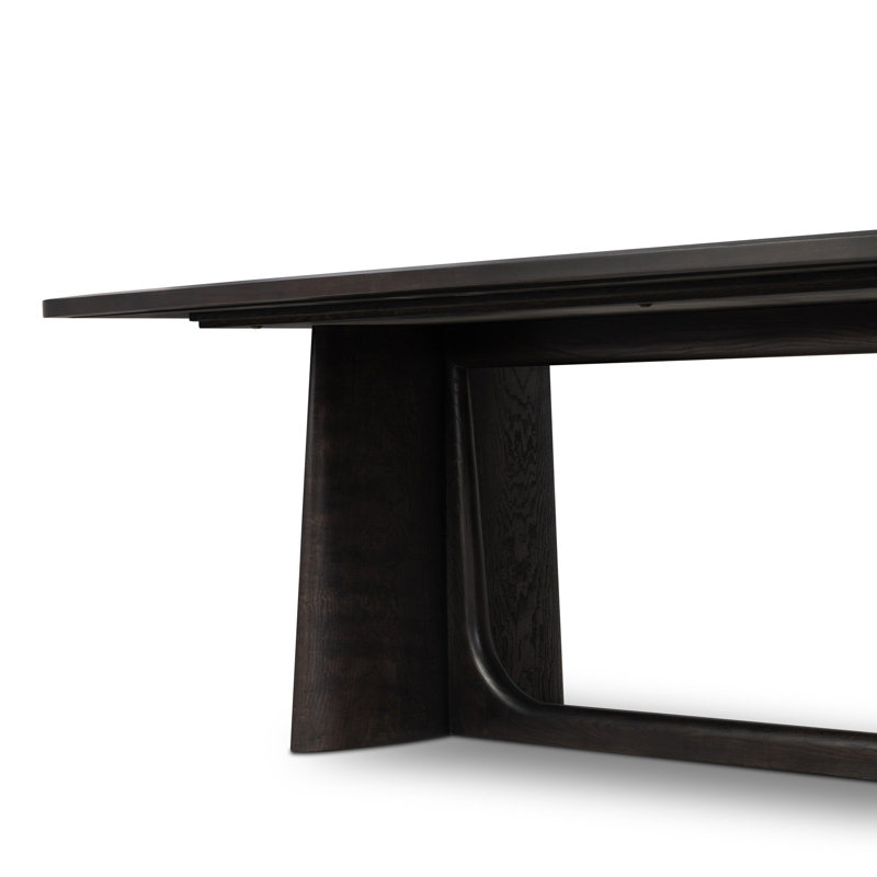 Hera Dining Table
