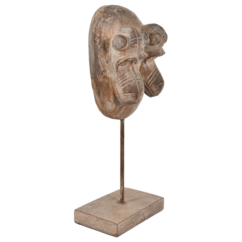 Singes ancestraux sur pied