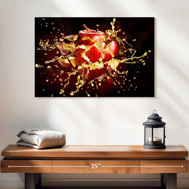 Yarlin Exploding Apple