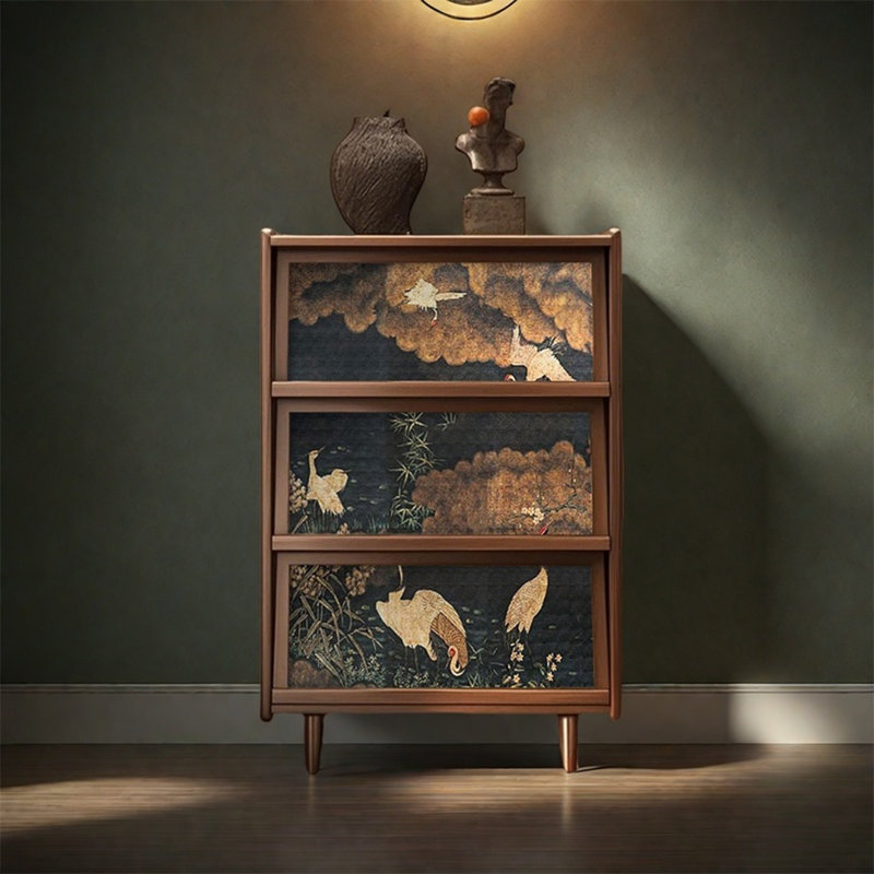 Armoire décorative à trois portes avec rangement