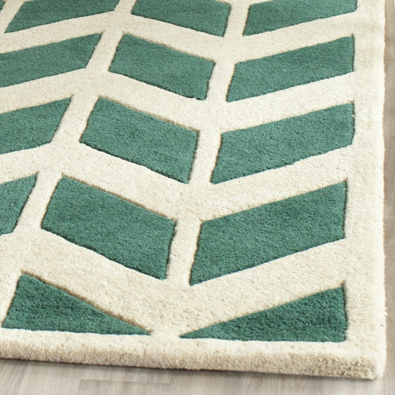 Bielecki Chevron Wool Hand Woven Area Rug, Rectangle 152 x 244 cm
