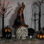 Crâne avec chapeau de sorcière et décoration d'Halloween