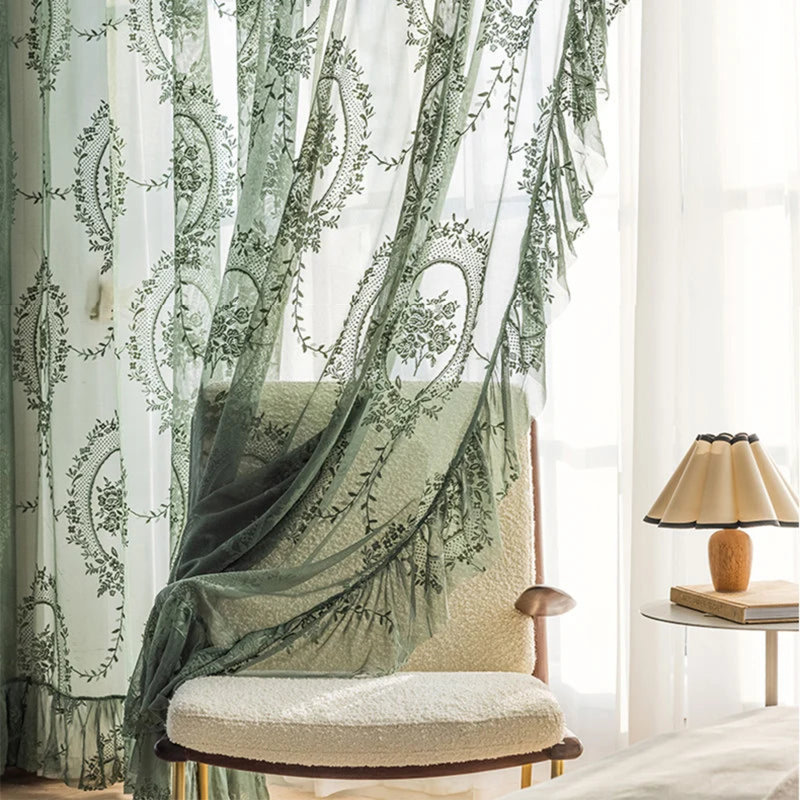 Dessus de rideaux transparents brodés vert foncé, L 102 po x L 118 po