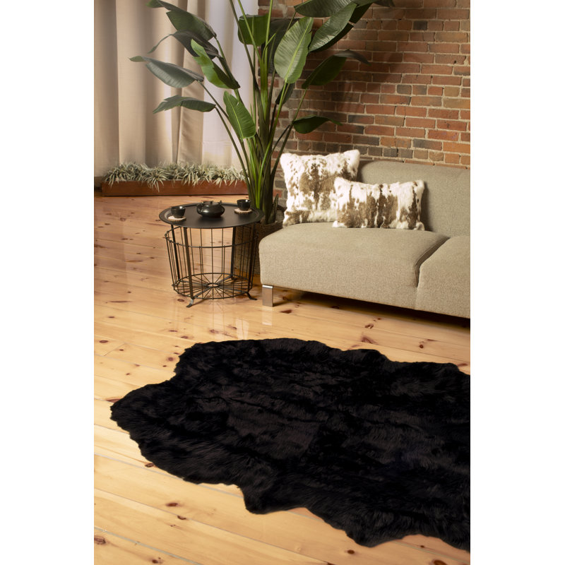 Laperle Black Faux Sheepskin Fur Area Rug, 4' x 6'