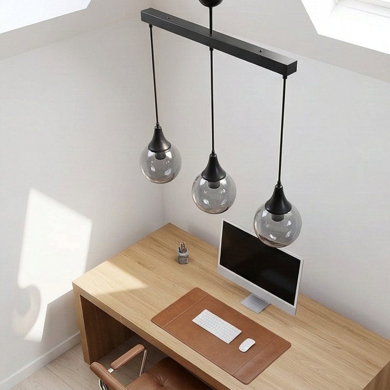 Luminaire suspendu linéaire à hauteur réglable Trio, Fumée