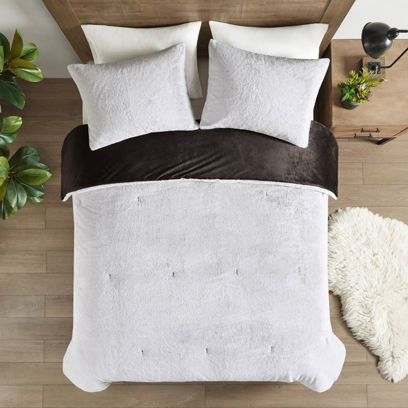 Faux Fur And Mink Comforter - Full/queen, Ravishing , Fascinating